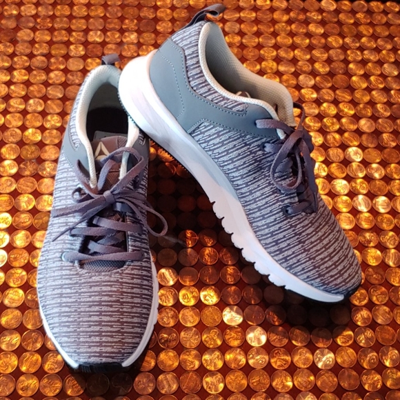 Reebok Shoes - Gray Reebok Sneakers NWOT